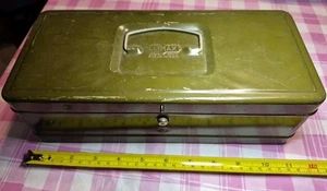 VTG Climax Brand Metal Tackle Tool Box Push Button Green Hamilton Metal Products - Picture 1 of 24