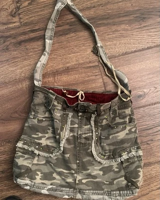 Upcycled камуфляж мини юбка сумка через плечо вельвет с подкладкой Y2K бахрома сумочка - Изображение 1 из 4