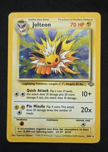 B6 Pokémon TCG Jolteon Jungle 4/64 Holo Unlimited Holo Rare - Picture 1 of 2