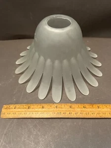 DAISY SUNFLOWER FROSTED GLASS PENDANT LIGHT FIXTURE LAMP SHADE VINTAGE - Picture 1 of 8