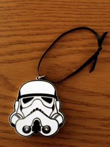 Disney STAR WARS " Stormtrooper " METAL Christmas Ornament NEW - Picture 1 of 3