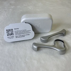 Arc Pulse Aluminum Matte Silver for iPhone 16 Plus New Open Box BnenefitsCharity - Photo 1 sur 8