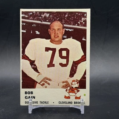 1961 Fleer #19 Bob Gain Cleveland Browns Vintage Football Trading Card - Image 1 of 3