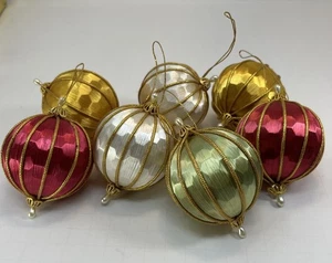 7 Vintage Fleck Gold Kordel Perlen Weihnachtsschmuck leicht - Bild 1 von 5
