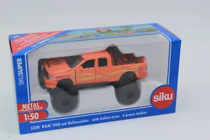 Siku 2358 RAM 1500 con neumáticos de globo SUPER SERIE 1:50 coche coche Dogde NUEVO EMBALAJE ORIGINAL - Imagen 1 de 6