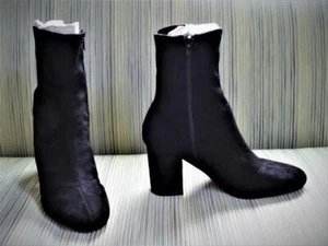 Wild Diva Women's Faux Suede, Zippered Chunky Heel Ankle Bootie, Black ,Size 6.5 - Picture 1 of 6