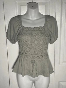 Juniors’ Thread & Clover Dusty Olive Crochet Front Peplum Top Size M Boho - Picture 1 of 9
