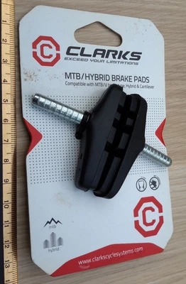CLARKS MTB / HYBRID BRAKE PADS - COMPATATIBLE WITH MTB / V BRAKE TYPE - Image 1 of 2