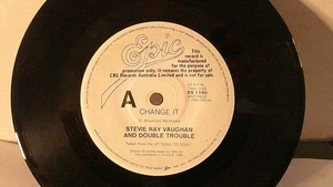 Stevie Ray Vaughan & Double Trouble,Epic,"Change It"Australia,7"45,1985 PROMO,M - Picture 1 of 3