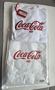 Kith x Coca Cola White Crewneck Sweatshirt Size LARGE BRAND NEW AUTHENTIC - Picture 1 of 9