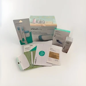 Cricut Joy Compact Portable DIY Digital Smart Cutting Machine + Tons Of Extras - Picture 1 of 5
