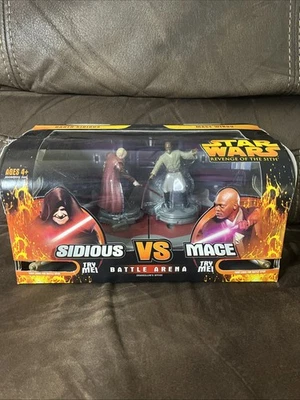 Darth Sidious vs Mace Windu Battle Arena 2005 Guerra de las Galaxias La Venganza de los Sith Sin usar, en caja Foto 1 de 4