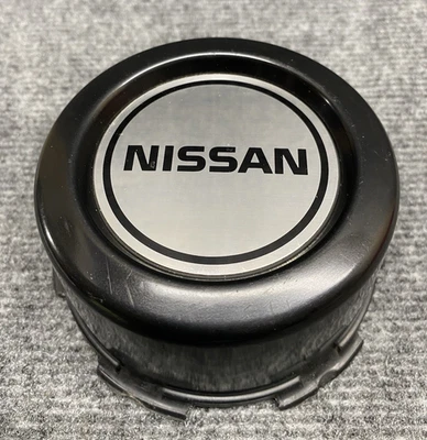 Llanta de acero Nissan Hardbody D21 Pathfinder 1987-1997 tapa central de plástico ¡OEM! Foto 1 de 4