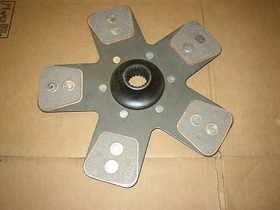 JOHN DEERE 4010 4000 4020 DISCO DE EMBRAGUE RESISTENTE CINCO ALMOHADILLAS 12"  Foto 1 de 2