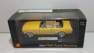 Ford Mustang 1965 SS7711W escala 1/24 coleccionables superiores - Imagen 1 de 3