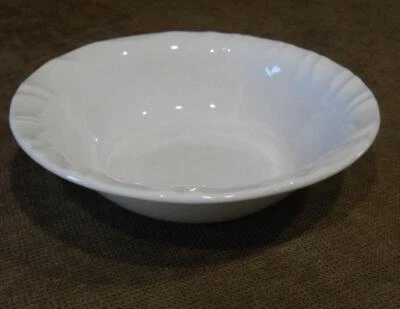 ❤️ 1 CORELLE White SWEPT 18-oz SOUP BOWL Cereal 7.25" Embossed Waves