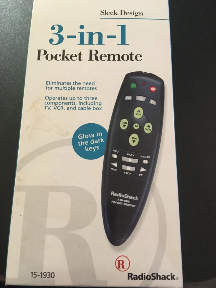 NEW RadioShack 15-1930 UNIVERSAL 3-IN-ONE POCKET Remote Control - Image 1 of 1