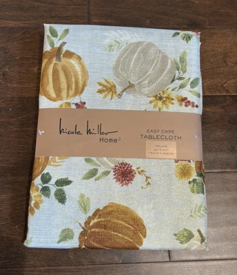 Nicole Miller Tablecloth 60”x120” New Fall Leaves Pumpkin Print Thanksgiving - Image 1 of 4