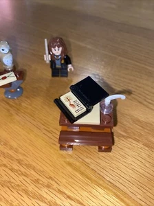 Harry Potter Lego- Spell Book, Table, Feather Pen - Picture 1 of 4