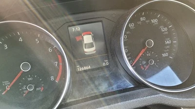 Volkswagen Passat OE 2018 velocímetro calibre panel 126 k millas Foto 1 de 4
