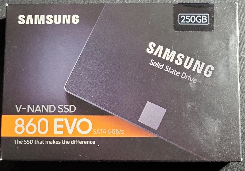 Samsung 860 EVO SATA III 2,5 Zoll Interne SSD (MZ-76E250B/EU)