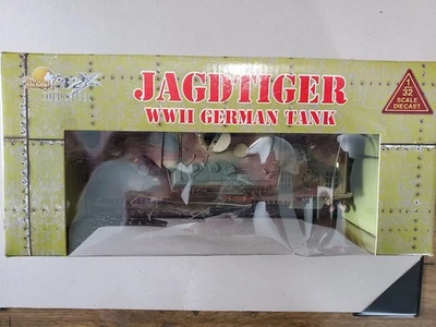Siglo XXI escala 1/32 Ultimate Soldier Segunda Guerra Mundial Jagdtiger alemán + tripulación en caja Foto 1 de 4