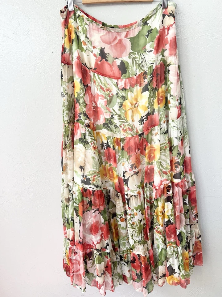 Jones New York 女式丝绸雪纺中裙分层粉色花卉 14 码大号 — 第 1/4 张图片