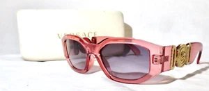 Heavy Pink Plastic Sunglasses with gold side logos, good condition - Picture 1 of 9