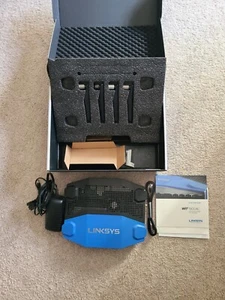 Linksys WRT1900AC 1300 Mbps 4 Port Dual-Band Wi-Fi Router - Bild 1 von 2
