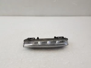 MERCEDES BENZ C E SLK CLASS C350 E350 E400 E550 SLK350 LEFT LED RUNNING LIGHT U - Picture 1 of 5