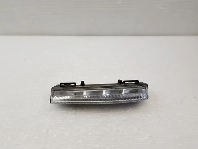MERCEDES BENZ C E SLK CLASS C350 E350 E400 E550 SLK350 LEFT LED RUNNING LIGHT U - Image 1 of 4