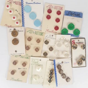 Vintage Buttons Famous, Newest Design, Stylrite, Modella, Singer 13 Card Lot NEW - Picture 1 of 6