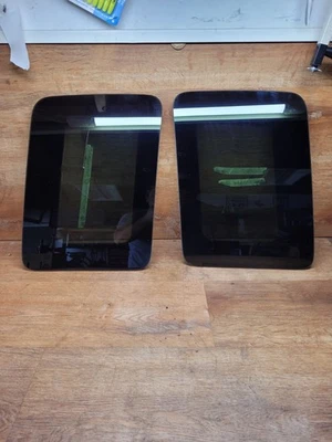 98 - 11 Ford Ranger Right Left Pair Driver Passenger Fixed Quarter Glass Windows - Image 1 of 4