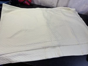 Restoration Hardware Diamond Off White/ Cream Matelasse King Shams - Bild 1 von 10