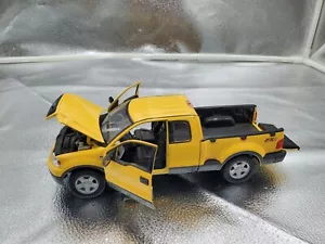 Diecast Superior/Sunnyside 2004 Ford F-150 Lariat Double Cab Pickup Truck 1:24 - Picture 1 of 10