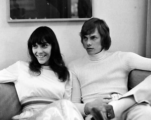 Karen Carpenter Richard Carpenter The Carpenters 8X10" Photo #R333 - Picture 1 of 1