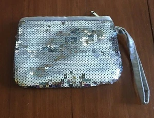 CANDIE'S SILVER SEQUIN ZIPPERED MINI BAG NWOT - Picture 1 of 2