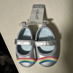 carters baby 0 - 3 Months silver rainbow Mary Jane Shoes Adjustable Closure - Imagen 1 de 5