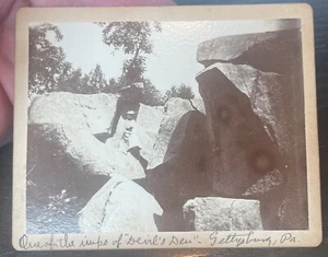 Fotografía de tarjeta de gabinete rara de Devil’s den Gettysburg ☼Pennsylvania - Imagen 1 de 7