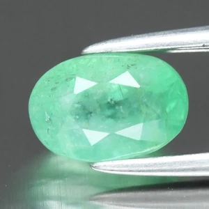 💎 1.03ct 7x4.5mm Oval Green Emerald - Unheated, Colombia Gem - Picture 1 of 4