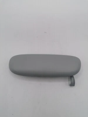 Original Right Front Door Handle Ford Escort 1995-2001 1025794 - Image 1 of 3