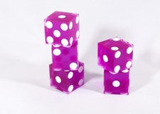 Purple Casino Dice d6 19mm Razor Edge No Serial Numbers or Names Clean
