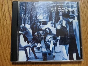 Singles (1992) original motion Pearl Jam Alice in Chains Soundgarden, Motherlove - Bild 1 von 3