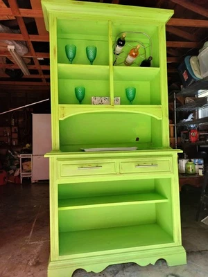 Bar Hutch - Image 1 of 4