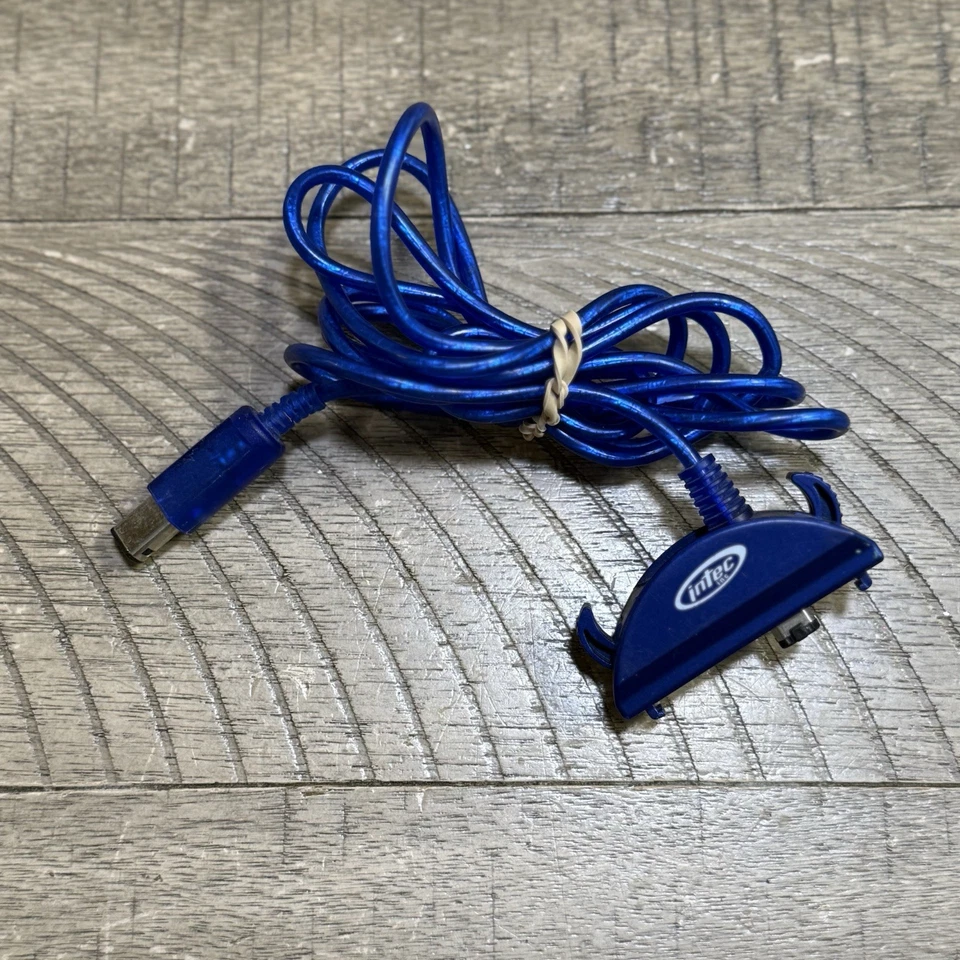 Intec Nintendo Gamecube to Gameboy Advance Link Cable Adapter Blue Cord - Image 1 of 1