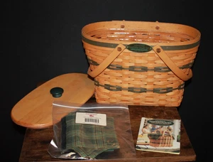 1997 Longaberger Traditions Fellowship Basket w/ Liner, Protector, and Lid NEW - Picture 1 of 5