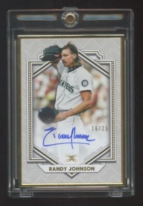 TOPPS DEFINITIVE Randy Johnson AUTOGRAPH GOLD FAME #ED 16/25 HOF HIGH END RARE - Picture 1 of 2
