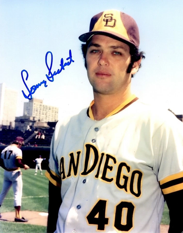 Foto autografiada de Sonny Siebert 8x10 de los Padres de San Diego - Certificado de autenticidad  Foto 1 de 1