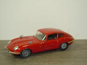 Jaguar E Type 2+2 Coupe - Corgi Toys 335 England *70397 - Picture 1 of 4