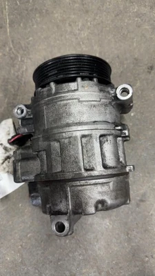 06 07 Compresor de aire aire aire acondicionado mercedes clase c mercedes mercedes mercedes-benz Foto 1 de 4